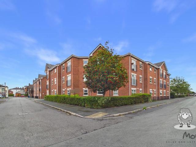 Flat for sale in Newtown, Widnes