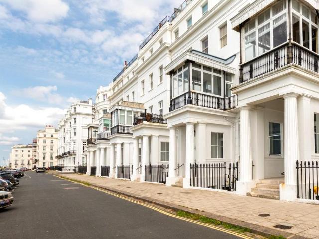 Flat for sale in Kemptown, Brighton & Hove