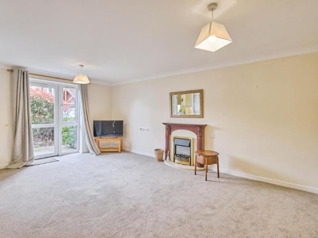 Flat for sale in Bridgnorth, Shropshire