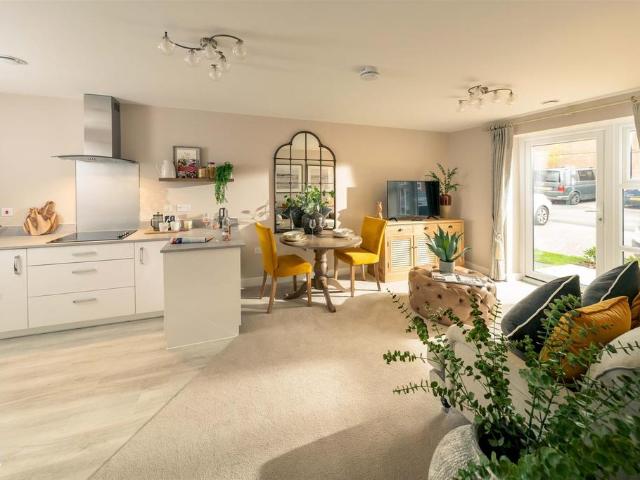 Flat for sale in Alderminster, Warwickshire