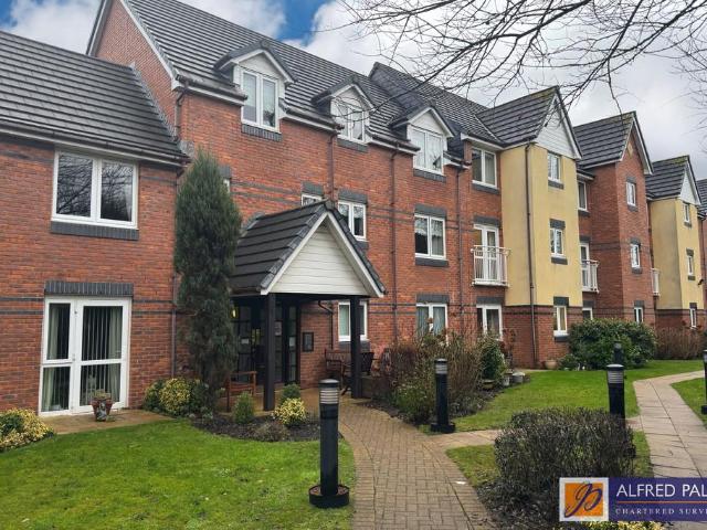 Flat for sale in East Boldon, Tyne And Wear