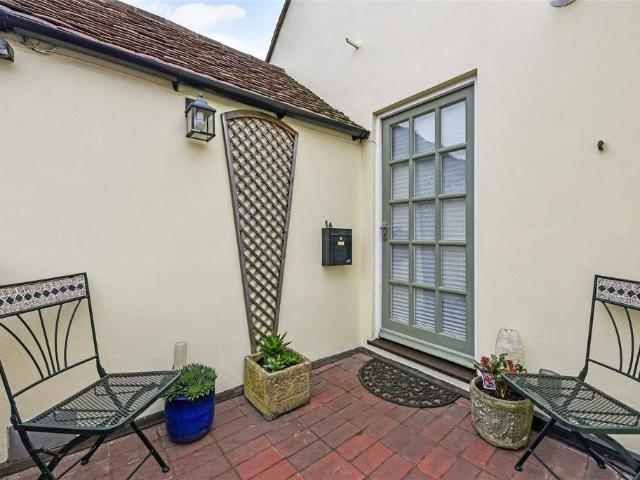 Flat for sale in Chichester, Littlecote