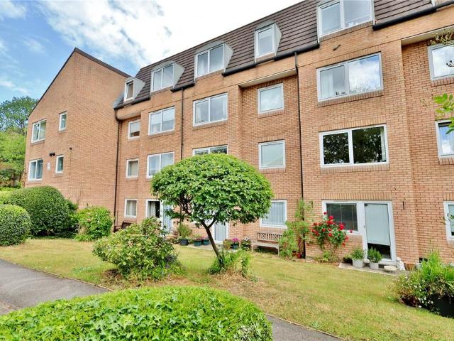 Flat for sale in Horsell, Woking
