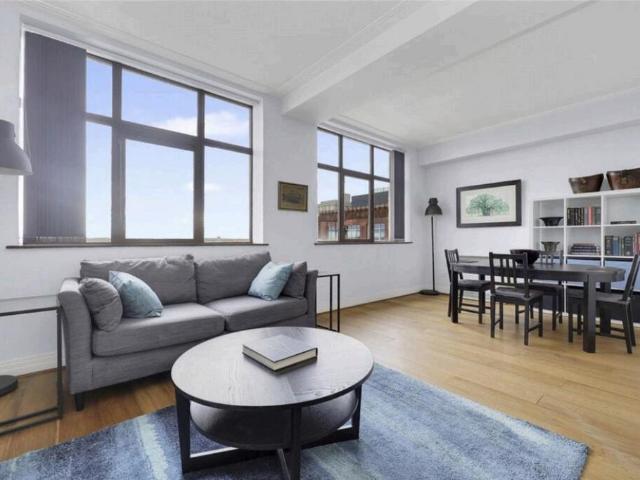 Flat for sale in Tower Liberty, Whitechapel