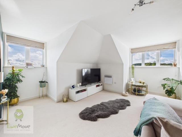 Flat for sale in Snodland, Bourne Vale