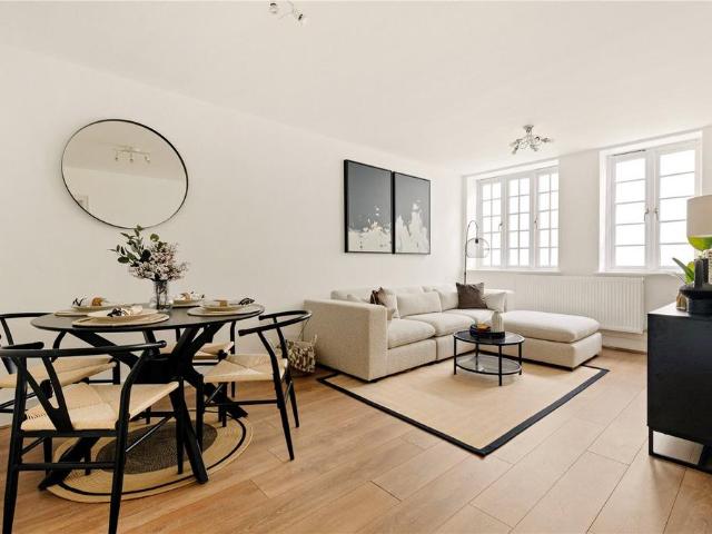 Flat for sale in Spitalfields, Whitechapel