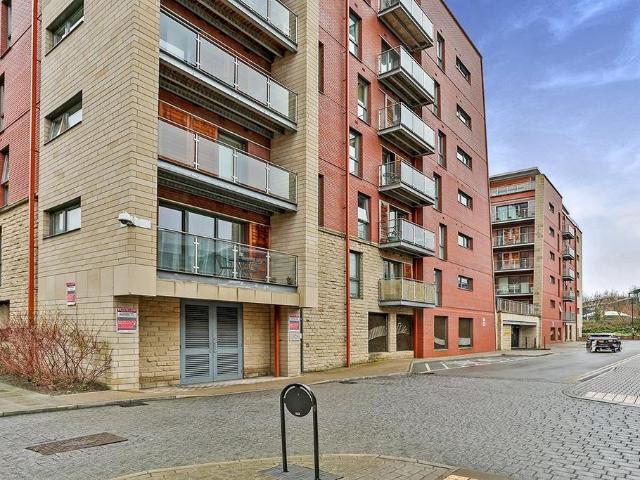 Flat for sale in Devonshire, Isle Of Man