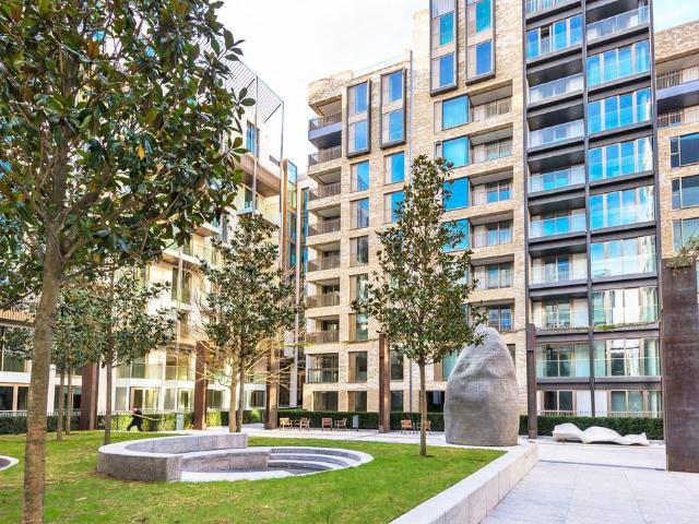 Flat for sale in East Marylebone, Mayfair