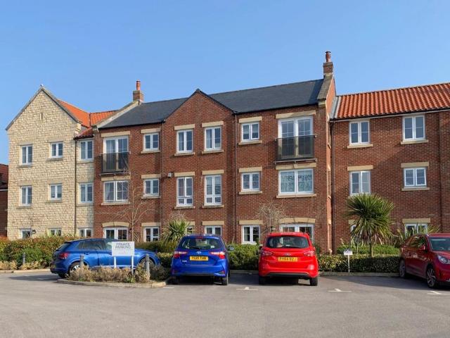 Flat for sale in Pickering, North Yorkshire
