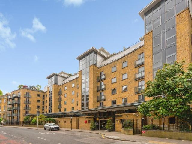 Flat for sale in Wapping, Isle Of Man