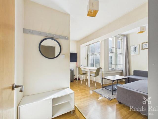 Flat for sale in Cavern Quarter, Liverpool