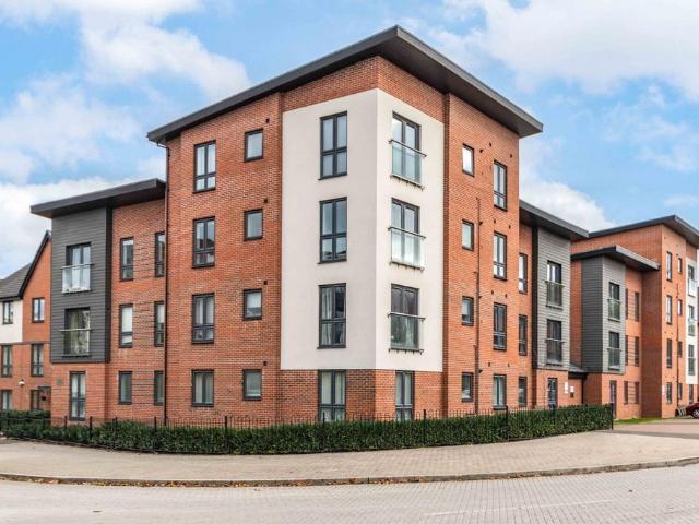 Flat for sale in Rednal, West Midlands