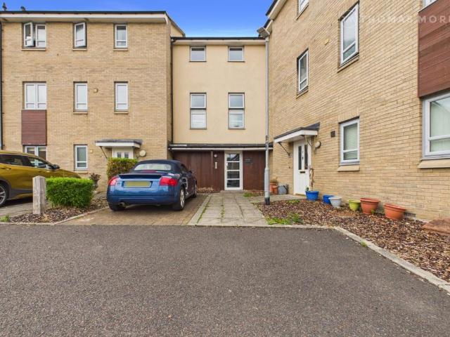 Flat for sale in Loves Farm, Huntingdon