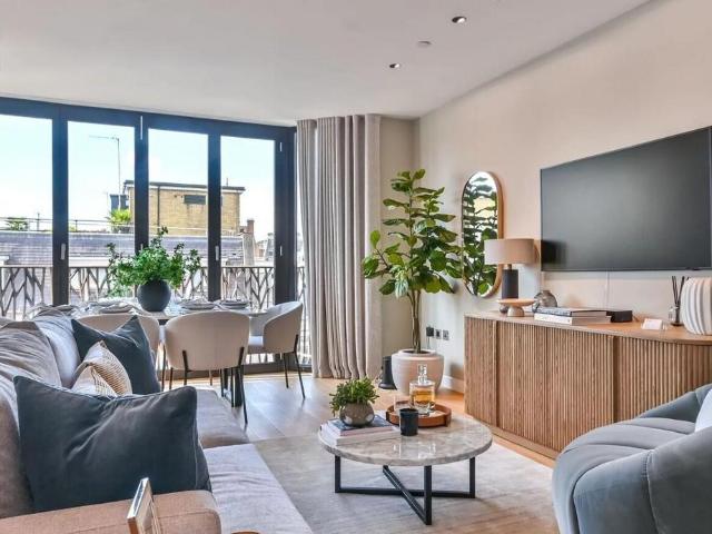 Flat for sale in East Marylebone, Greater London