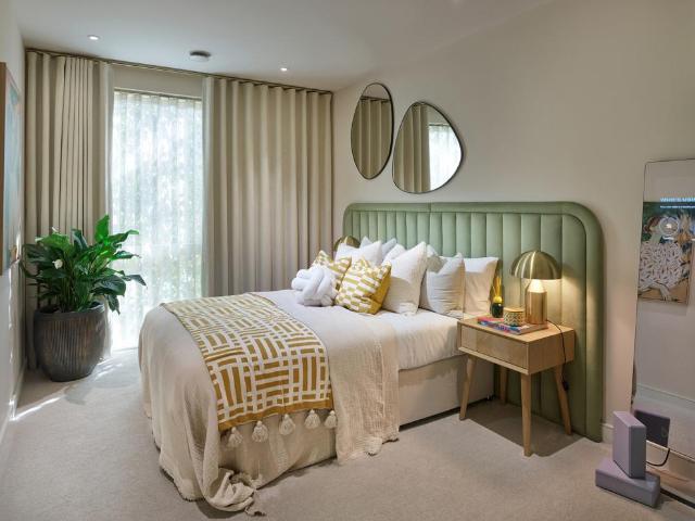 Flat for sale in London Borough of Ealing, Cat Hill