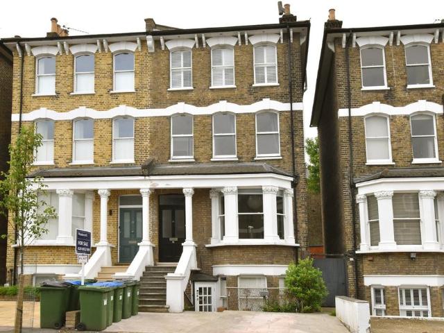 Flat for sale in Kidbrooke, Greater London