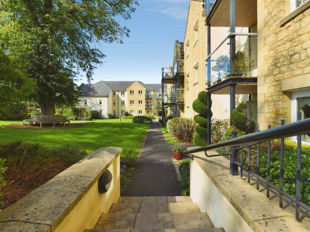 Flat for sale in Bowlish, Shepton Mallet