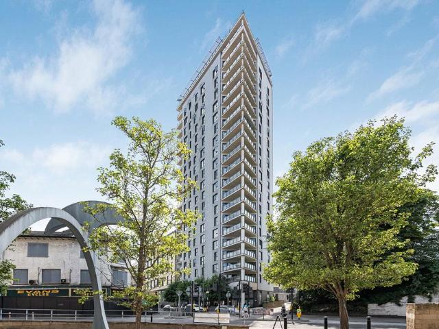 Flat for sale in Westfield, Woking