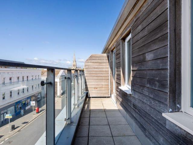 Flat for sale in Chichester, Littlecote