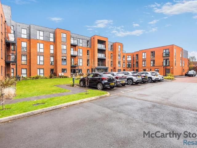 Flat for sale in Lichfield, Boley Park