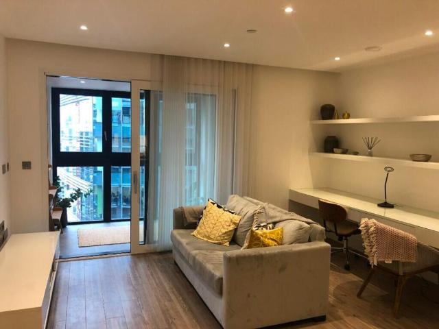 Flat for sale in Spitalfields, Whitechapel