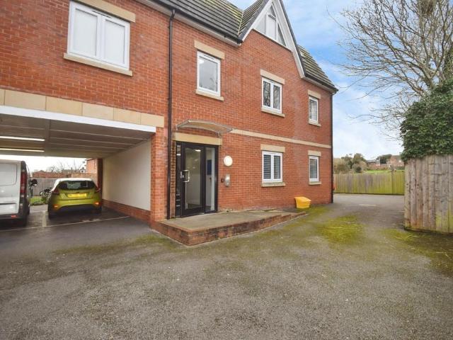 Flat for sale in Hamp, Bridgwater