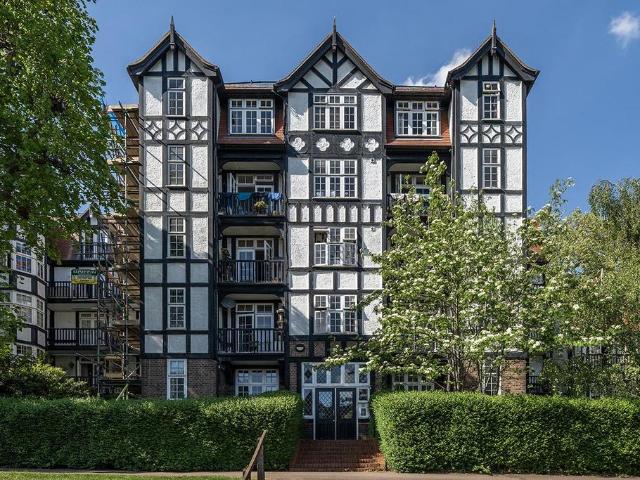 Flat for sale in Highgate, Isle Of Man