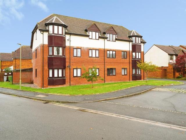 Flat for sale in Langford Village, Cherwell