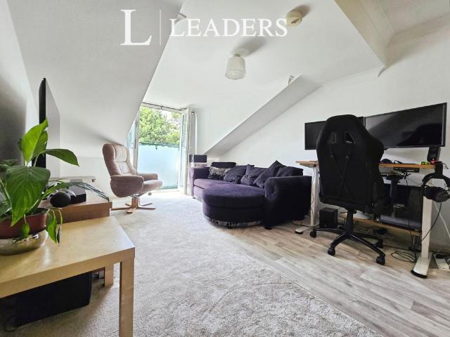 Flat for sale in Brockhurst, Middlecroft