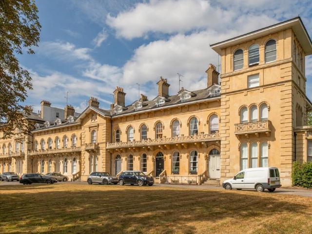 Flat for sale in Montpellier, Golden Valley