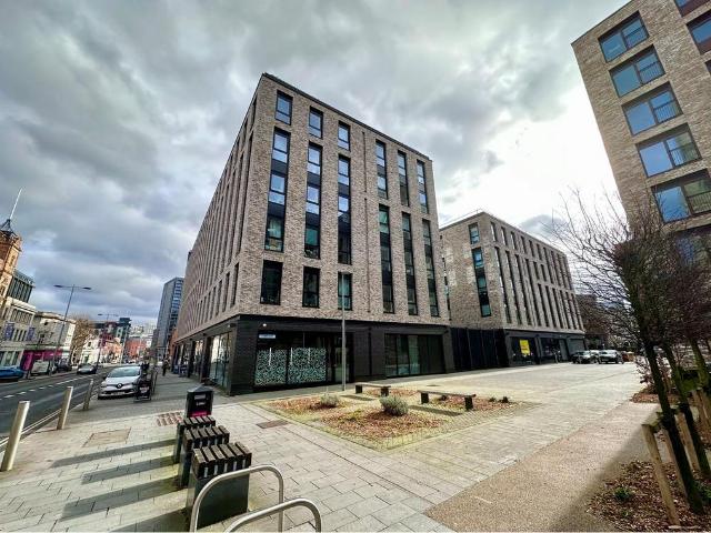Flat for sale in Blackfriars, Salford