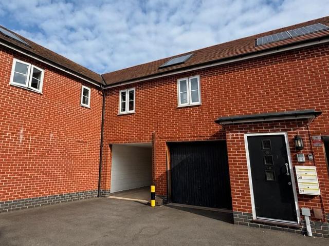 Flat for sale in Hunsbury Meadows, Northamptonshire