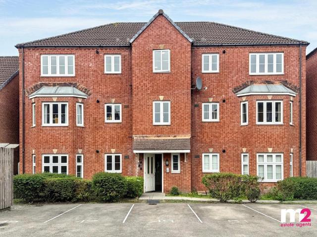 Flat for sale in Somerton, Newport