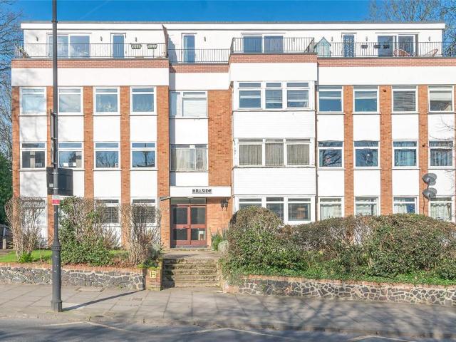 Flat for sale in Crouch End, Isle Of Man