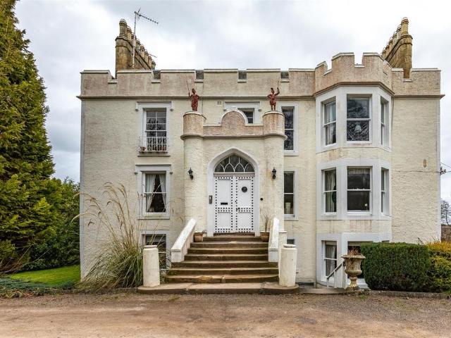 Flat for sale in Temple Hall, Coldingham