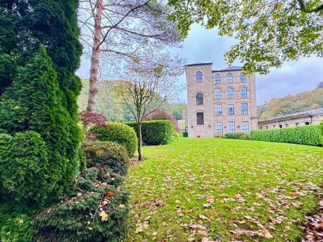 Flat for sale in Summerseat, Bury