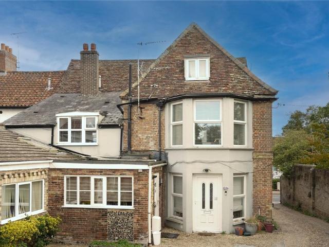 Flat for sale in Mildenhall, West Suffolk