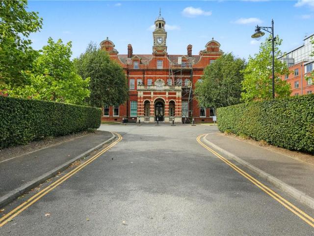 Flat for sale in Heigham Grove, East Bank