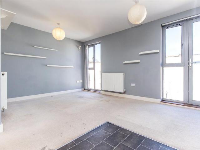 Flat for sale in Stokes Croft, Feckenham
