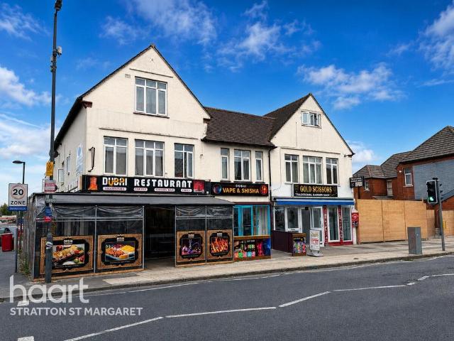 Flat for sale in Walcot West, Rodbourne