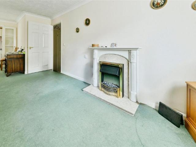 Flat for sale in Norton, King's Walden