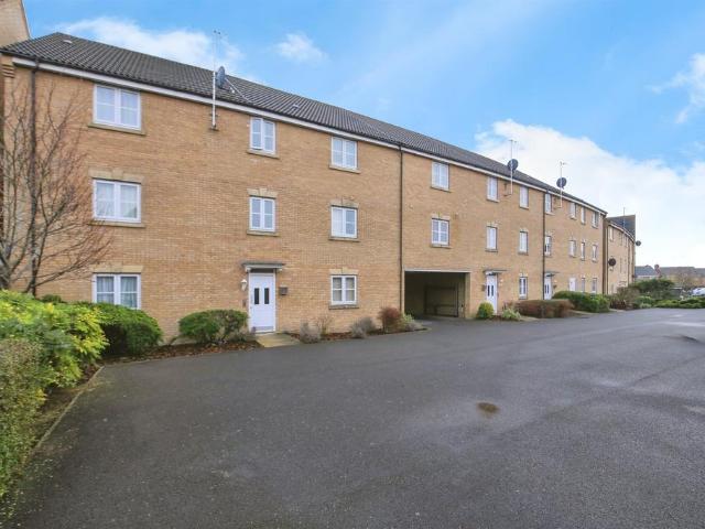 Flat for sale in Hampton Hargate, Peterborough