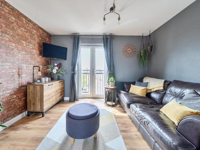Flat for sale in Beaulieu Park, Chelmsford