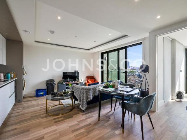 Flat for sale in The Borough, Greater London