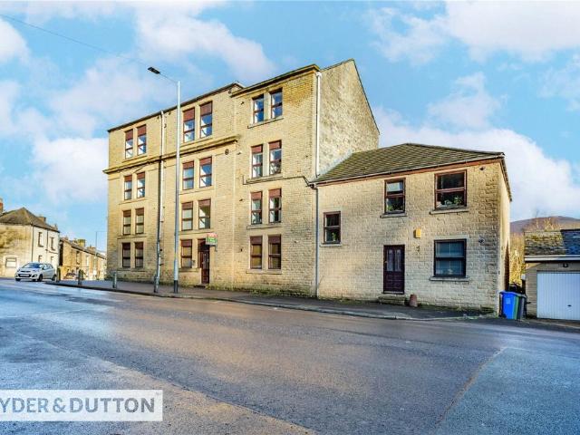 Flat for sale in Greenheys, Greater Manchester