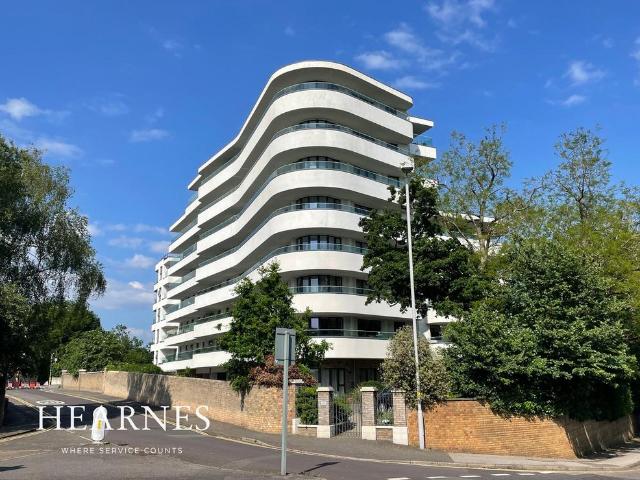 Flat for sale in Poole