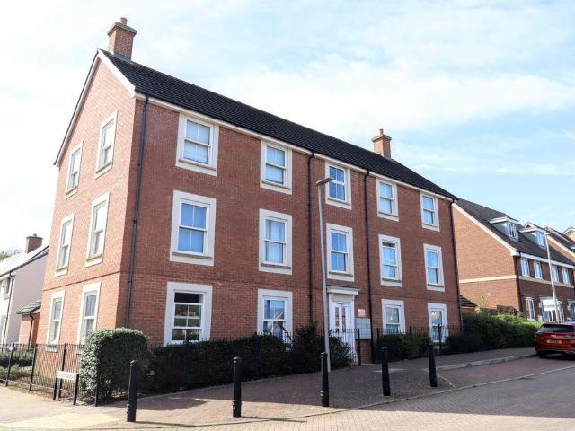 Flat for sale in Newton Leys, Milton Keynes