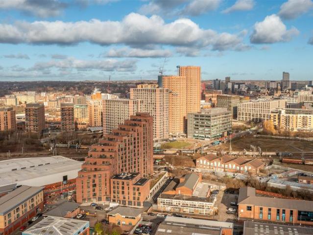 Flat for sale in Holbeck, Leeds