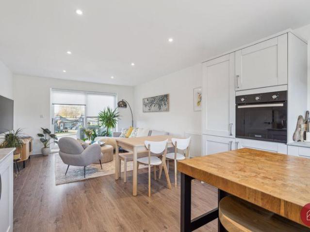 Flat for sale in Garden City, Cherwell