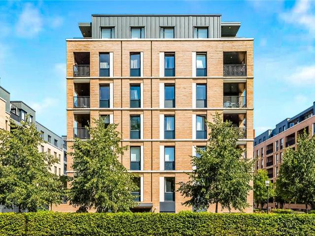 Flat for sale in London Borough of Ealing, Hanwell